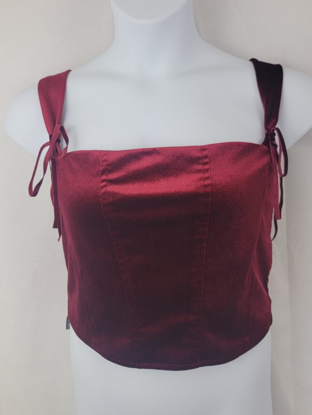 FOREVER 21 Womens Tank Top Plus 1X Red Velvet Crop Vamp Renaissance Whimsigoth